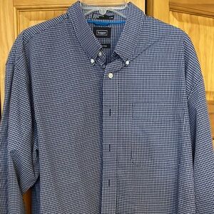 Haggar Men's Navy check Button Down Shirt